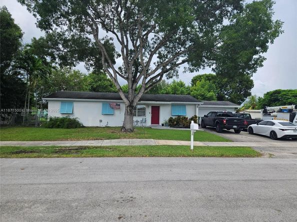 1701 NW 13th Ave, Homestead FL 33030