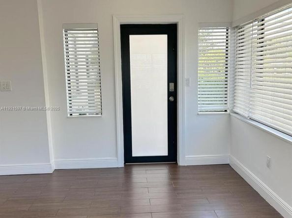 5790 SW 5th St, Miami FL 33144