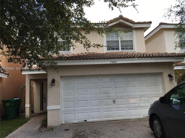 7260 Sienna Ridge Dr, Lauderhill FL 33319