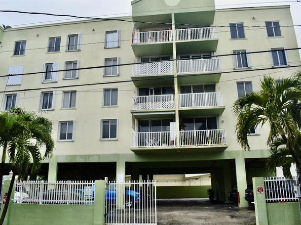 616 NW 26th Ave 210, Miami FL 33125