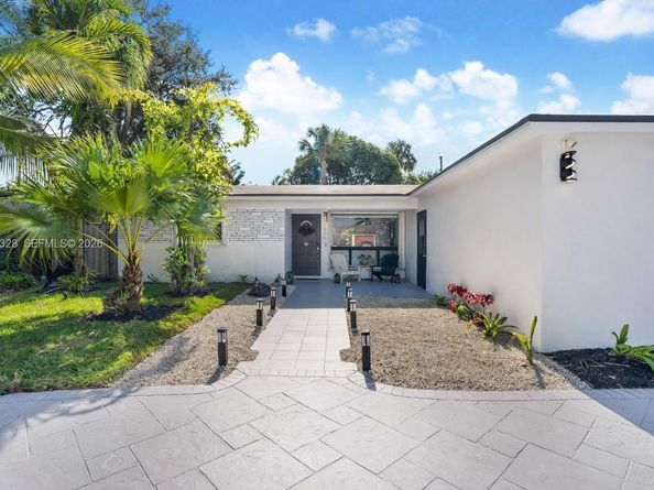 1000 SW 32nd St, Fort Lauderdale FL 33315