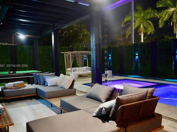 9351 SW 88th Ter, Miami FL 33176