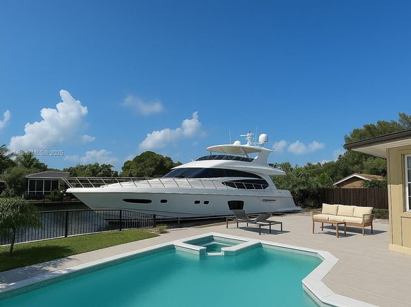 2443 Tortugas Ln, Fort Lauderdale FL 33312