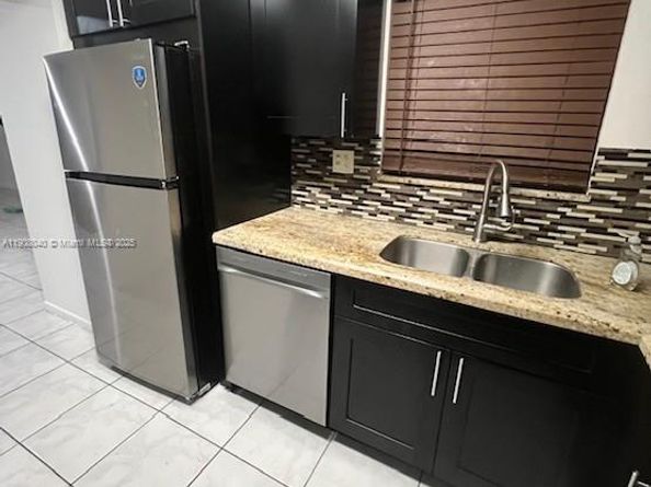 3621 NW 95th Ter 523, Sunrise FL 33351