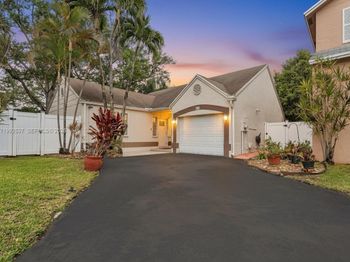 371 NW 101st Ter