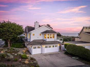 2 Alameda Avenue