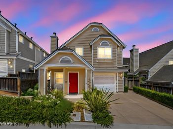 15 Windward Place
