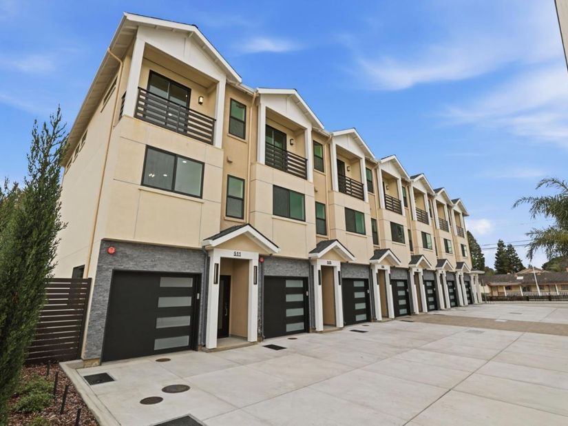Undisclosed Address #ML82050118, Campbell CA 95008