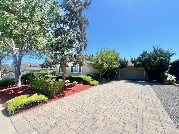 771 Pomeroy Avenue, Santa Clara CA 95051