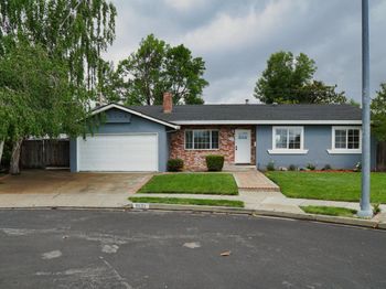 8633 Briarwood Lane