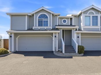 2329 Villa Place
