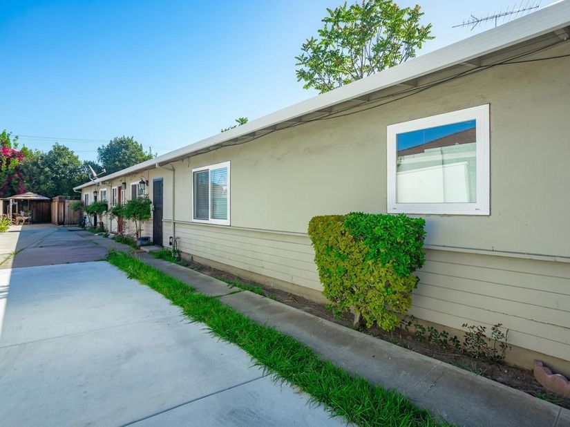 1120 Locust Street, San Jose CA 95110