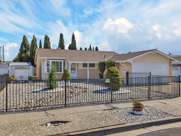 1880 Dove Way, Hayward CA 94545