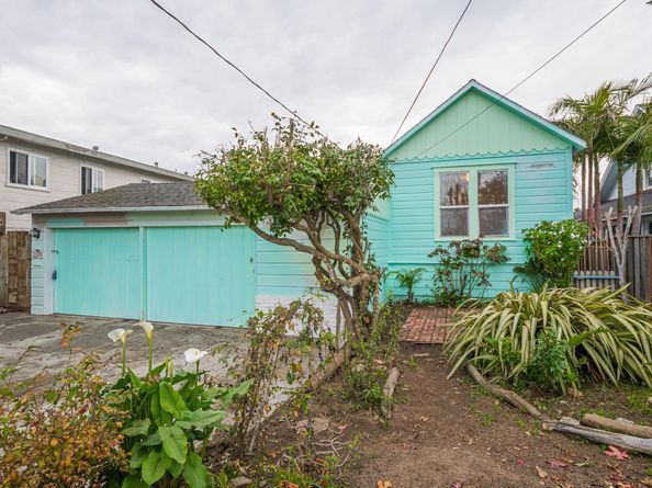 1130 E Cliff Drive, Santa Cruz CA 95062