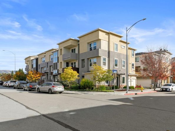 1038 Giacomo Lane, San Jose CA 95131