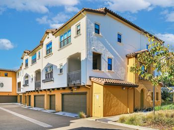 815 Santa Cecilia Terrace