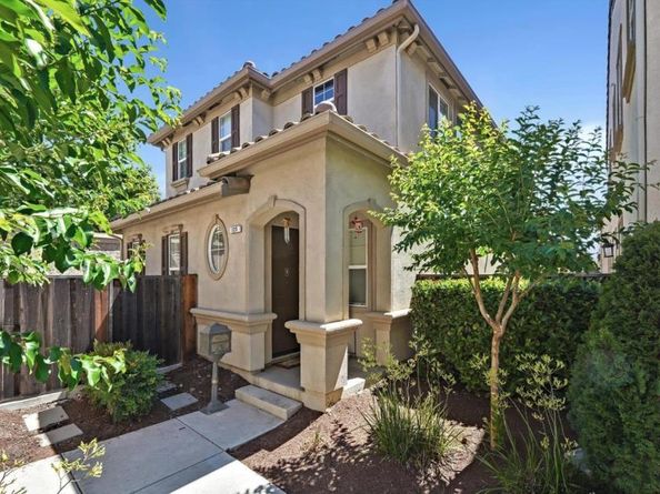 125 Lusitano Way, Gilroy CA 95020