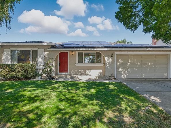 319 Churchill Place, Gilroy CA 95020