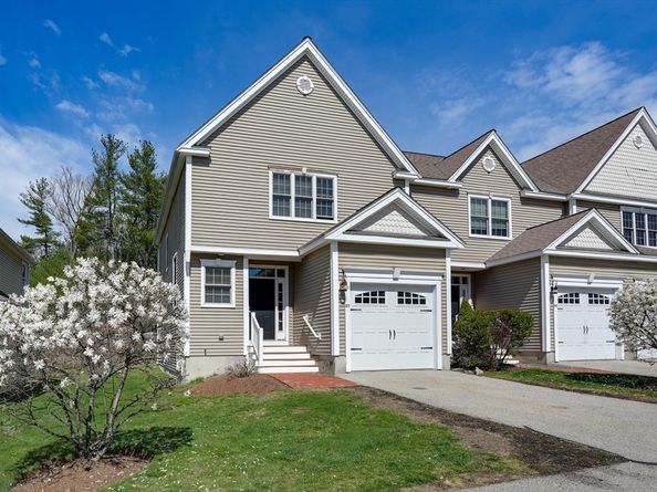 27 Autumn Ln 27, Northborough MA 01532