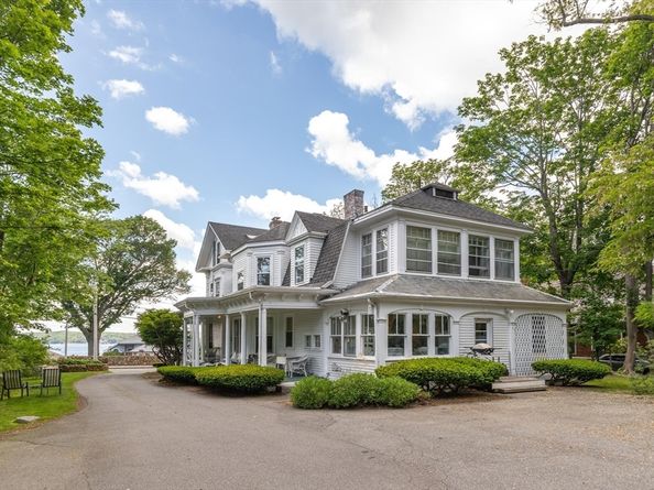 28 Eastern Point Rd, Gloucester MA 01930