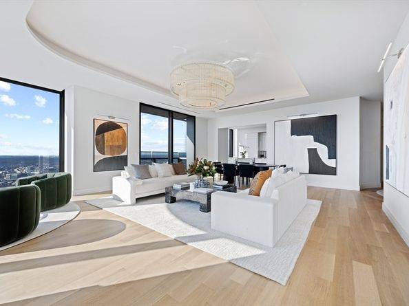 1 Dalton Street 5703, Boston MA 02115