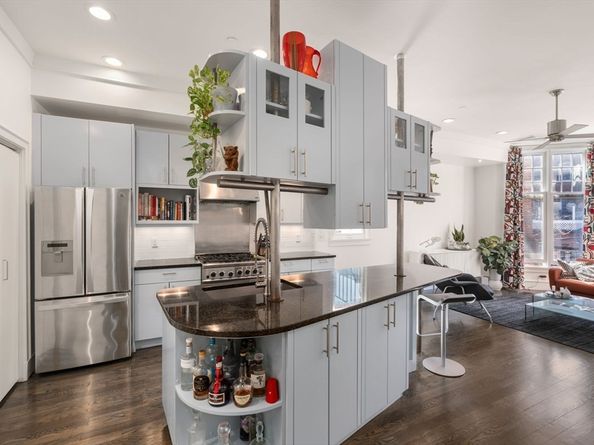 112 W Concord 2, Boston MA 02118