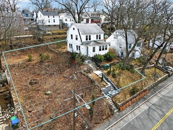 25 Elm Street, Medford MA 02155