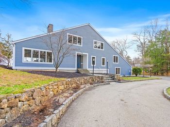 16 Huckleberry Hill Road