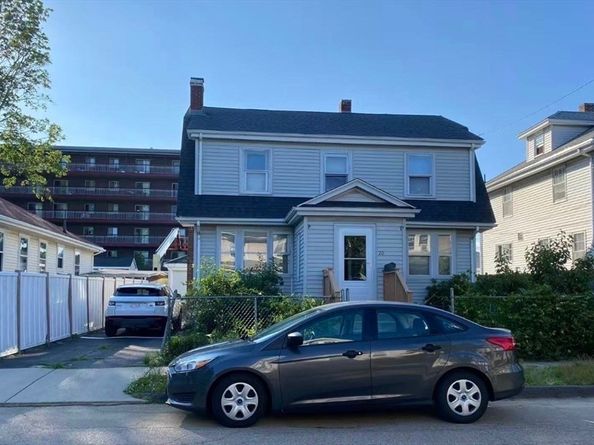 20 Ellington Rd, Quincy MA 02170
