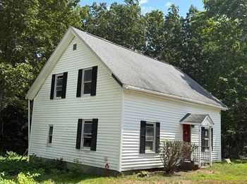 303 Ponakin Rd