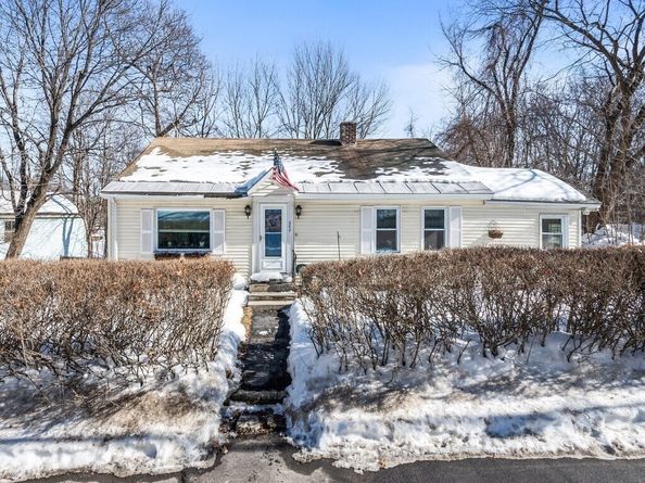 242 Pleasant Street, Leominster MA 01453