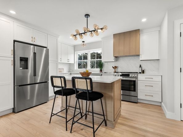 122 Woodruff Ave 122, Medford MA 02155