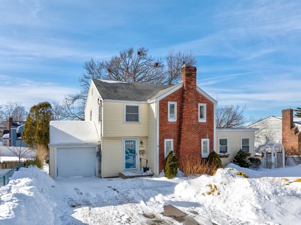 865 E Squantum St, Quincy MA 02171