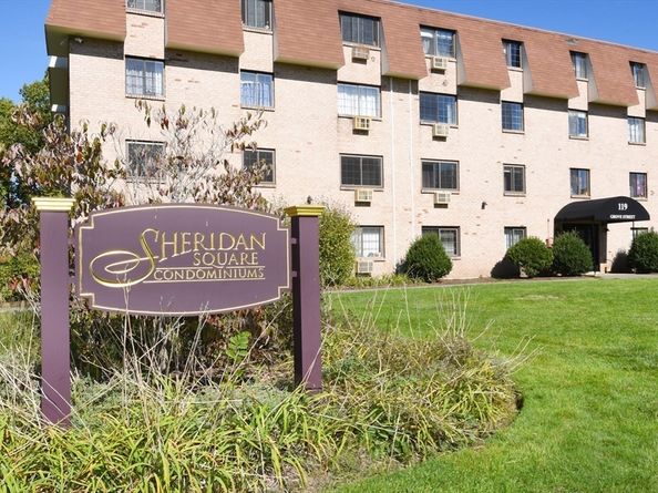 135 Grove Street 115, Rockland MA 02370