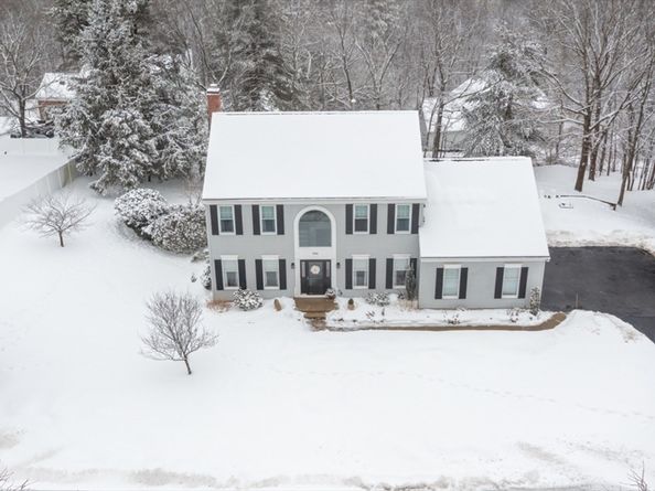 244 Robert Rd, Marlborough MA 01752