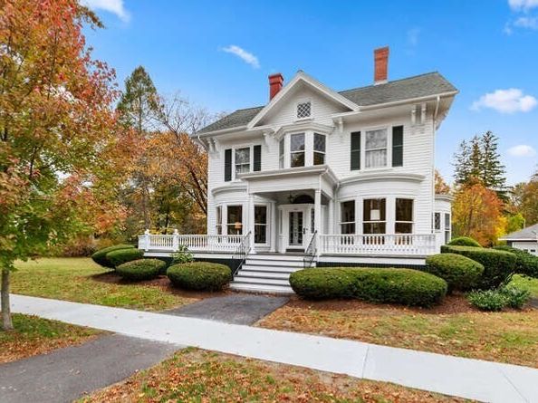 1949 Massachusetts Ave, Lexington MA 02421