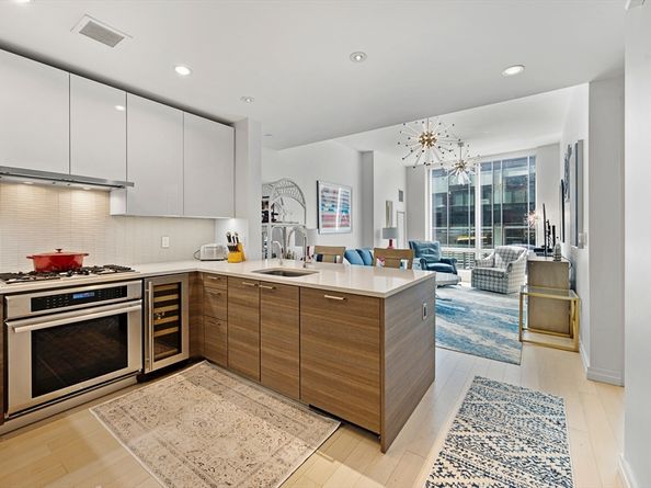 1 Franklin St 1002, Boston MA 02110