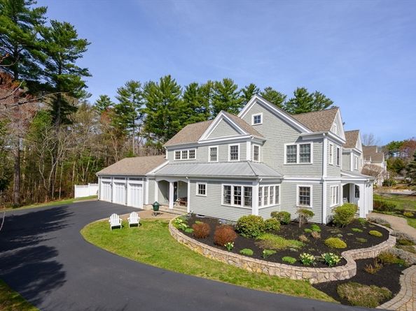 15 Saddle Lane, Hanover MA 02339