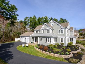 15 Saddle Lane