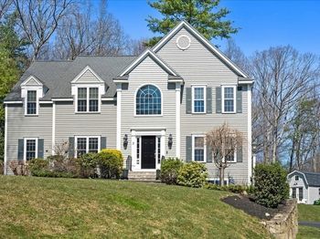 3 Foxhill Drive
