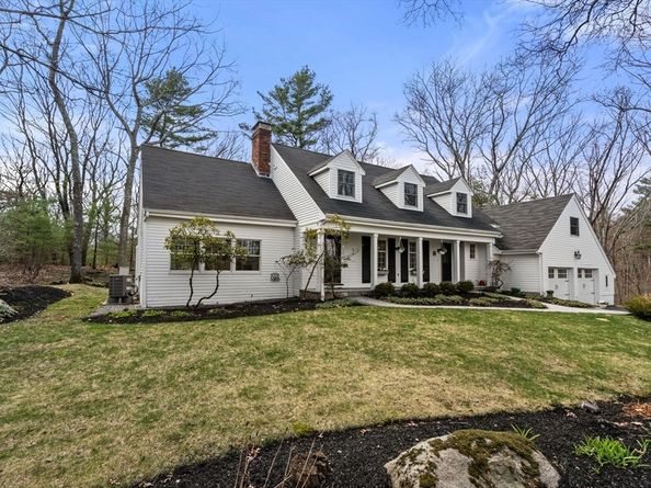 5 Whitney St, Sherborn MA 01770