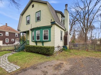 513 Maple St