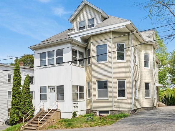 19 Francis St, Fitchburg MA 01420
