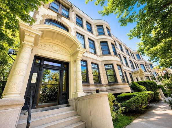 35 Westbourne Ter 2, Brookline MA 02446