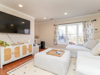 156 Newton St
