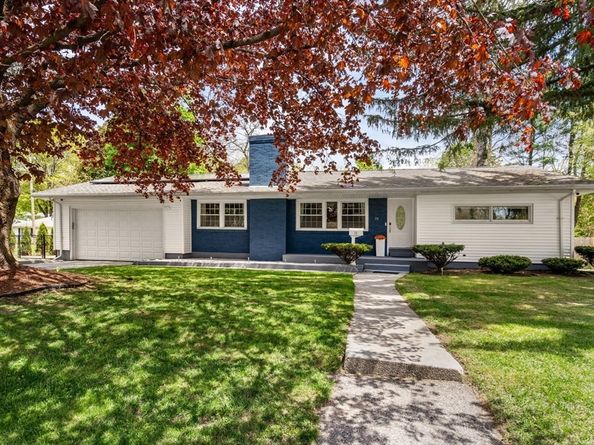 26 Winifred Ave, Worcester MA 01602