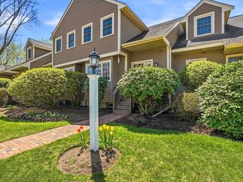 15 Doyle Ln