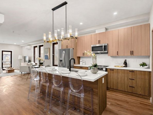 14 Schuyler 4, Boston MA 02121