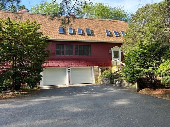 947 Pleasent St 947, Framingham MA 01701
