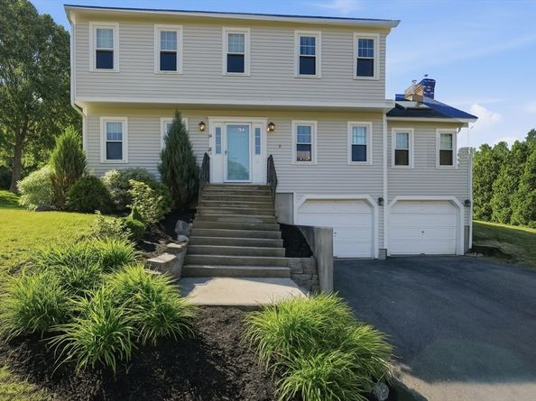 4 Tracy Ann Drive, Grafton MA 01536